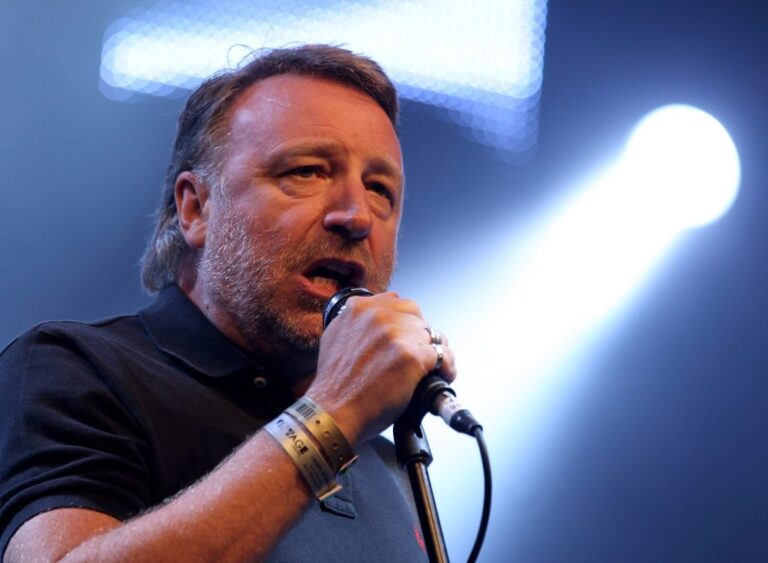 Peter Hook Is Thrilled With Joy Division/New Order Rock Hall Induction – Celebrity & Entertainment News