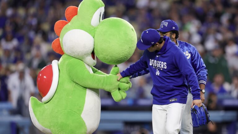 Regional sports networks are faltering even as ratings soar – Business News, Markets & Economy