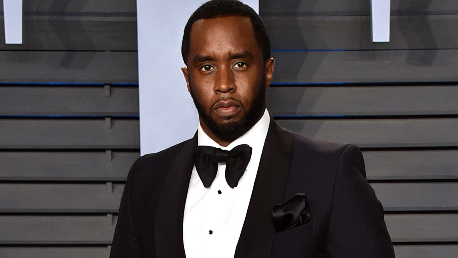 Sean Combs, Prosecutors Fight Over Mogul’s Bid for Freedom at Hearing – Celebrity & Entertainment News