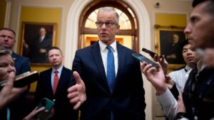 Senate advances deal to fund agency with TSA – Business News, Markets & Economy