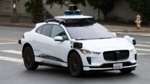 Street Smarts: Waymo and Waze Turn Driver Data Into Pothole Repairs – Latest Technology News & Trends