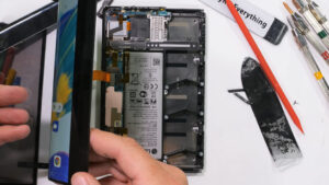 Teardown of unreleased LG Rollable shows why rollable phones aren’t a thing – Latest Technology News & Trends