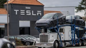 Tesla TSLA Q1 2026 vehicle delivery and production numbers – Business News, Markets & Economy