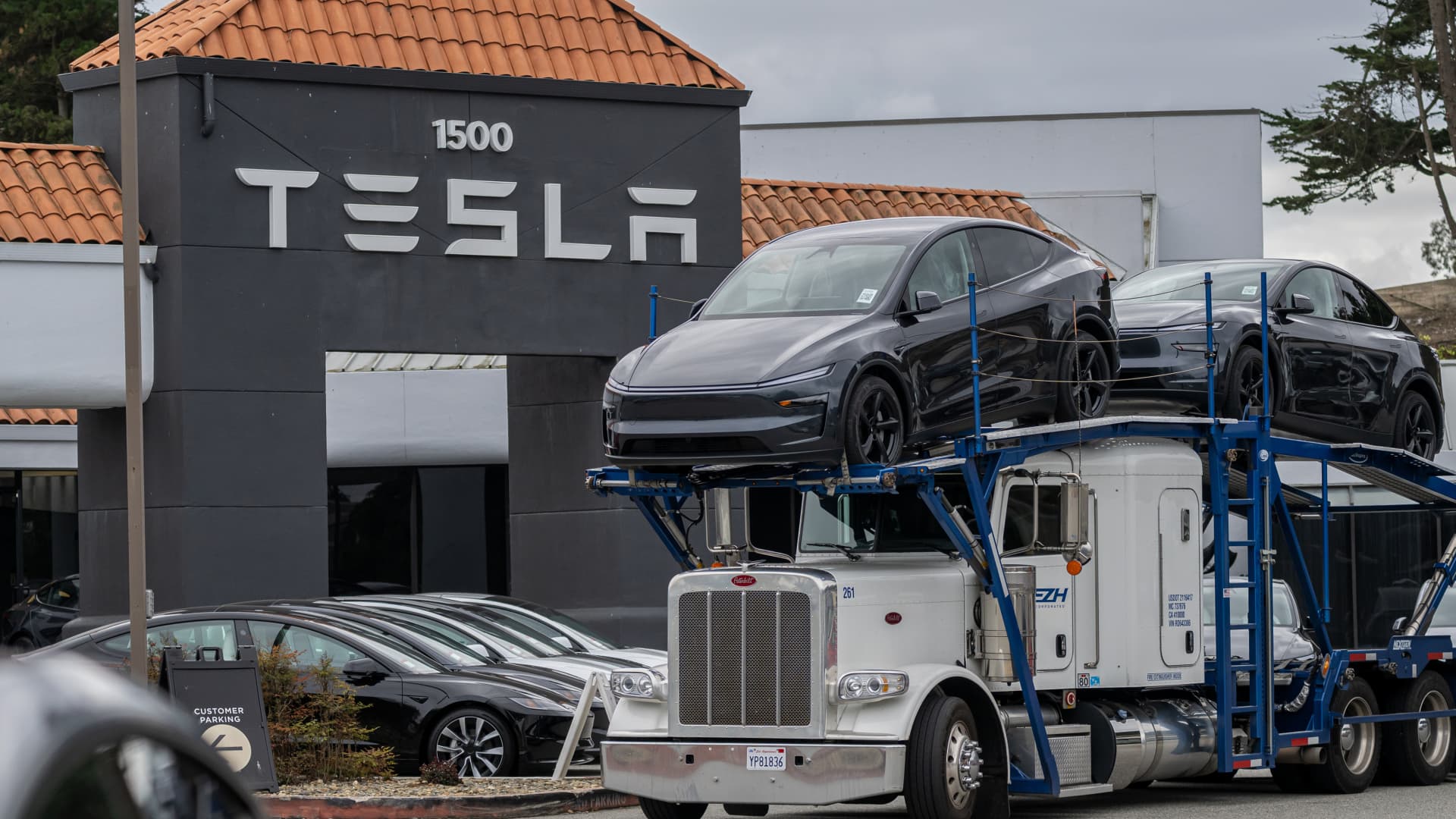 Tesla TSLA Q1 2026 vehicle delivery and production numbers – Business News, Markets & Economy