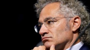 Trump praises Palantir with stock down 14% this week – Business News, Markets & Economy