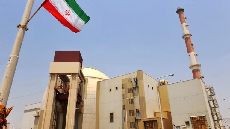 Trump threatens to destroy Iran power plants as reports emerge of downed U.S. F-35 – Business News, Markets & Economy