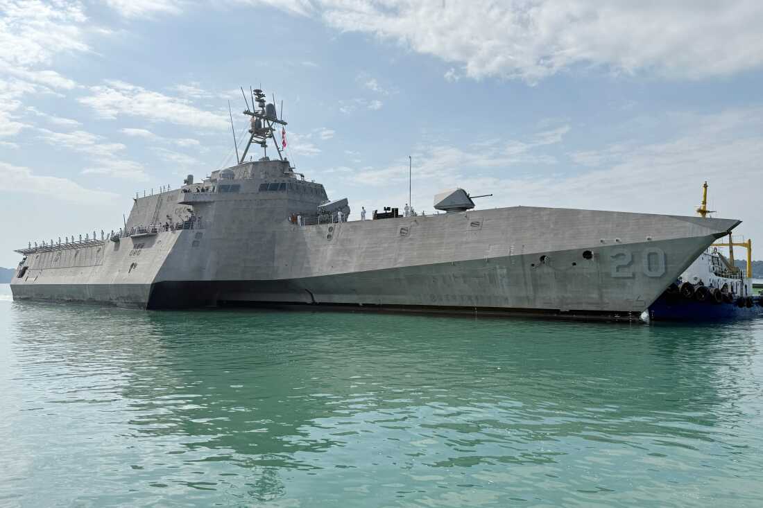 The US Navy's USS Cincinnati littoral combat ship (LCS) arrives for a port call at the Ream Naval base, located in Cambodia's southern coast in Preah Sihanouk province, on Jan. 24, 2026. Several vessels of the same class have been equipped for mine-clearing operations.