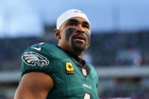 Was timing of Eagles ESPN piece a ‘warning shot’ to Jalen Hurts? | Latest Sports News
