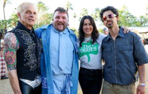 Watch Teddy Swims bring out Joe Jonas, Vanessa Carlton and Van Halen’s David Lee Roth at Coachella 2026 – Celebrity & Entertainment News