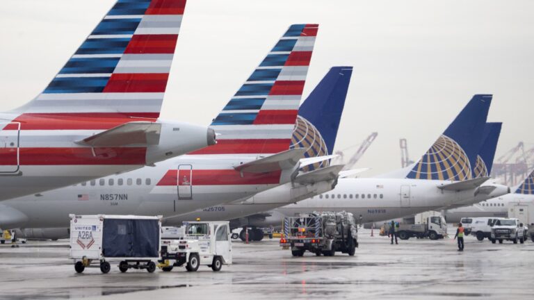 What a United-American merger would mean, from antitrust hurdles to airfare – Business News, Markets & Economy